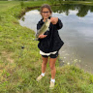 Meet your Posher, Stella